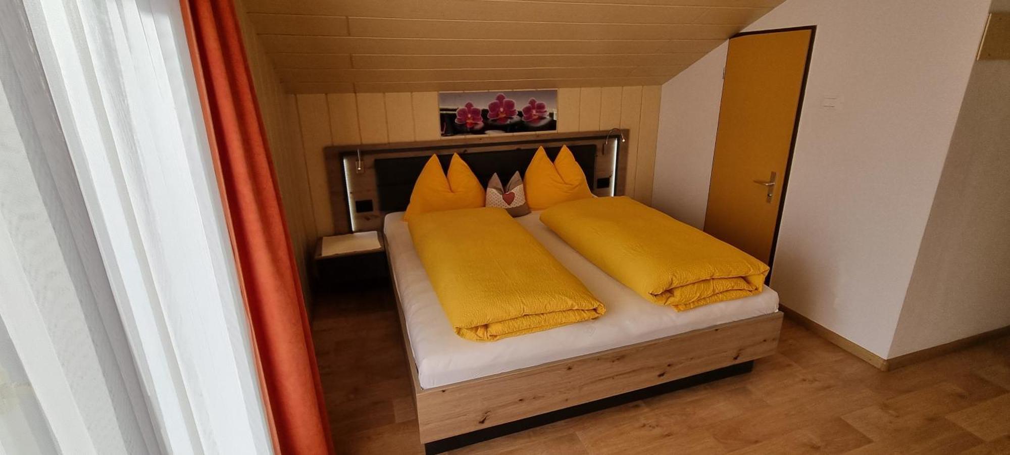 Bed and Breakfast Garni Helfer Dobbiaco Exterior foto