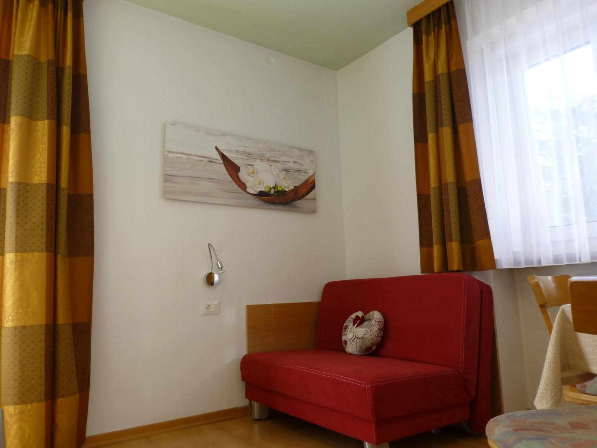 Bed and Breakfast Garni Helfer Dobbiaco Exterior foto