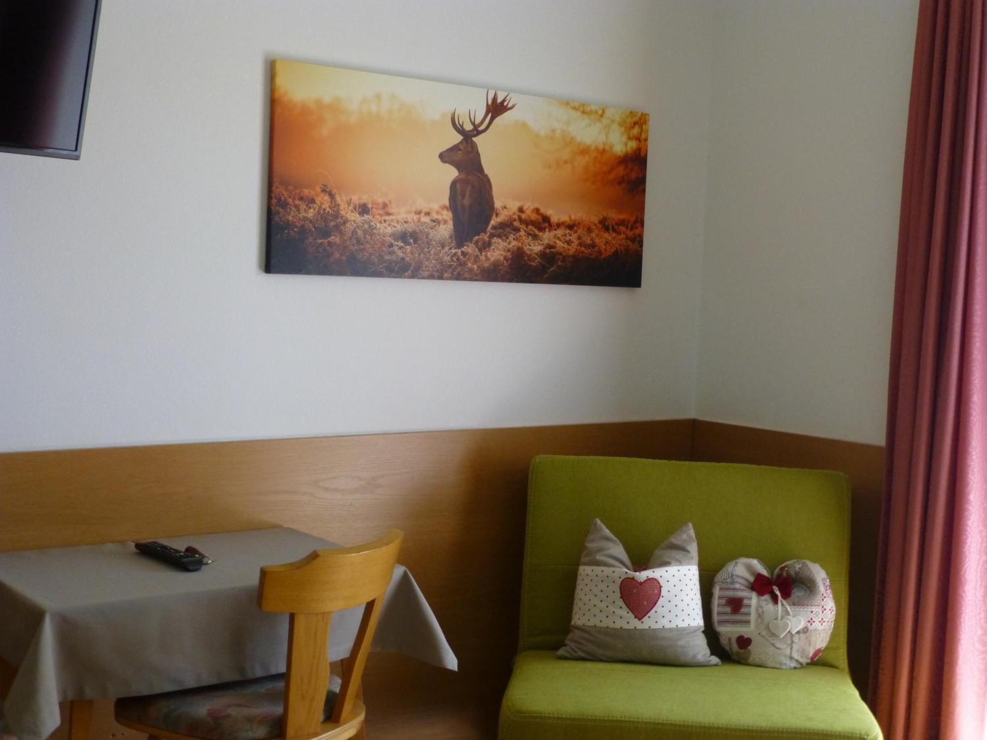 Bed and Breakfast Garni Helfer Dobbiaco Exterior foto