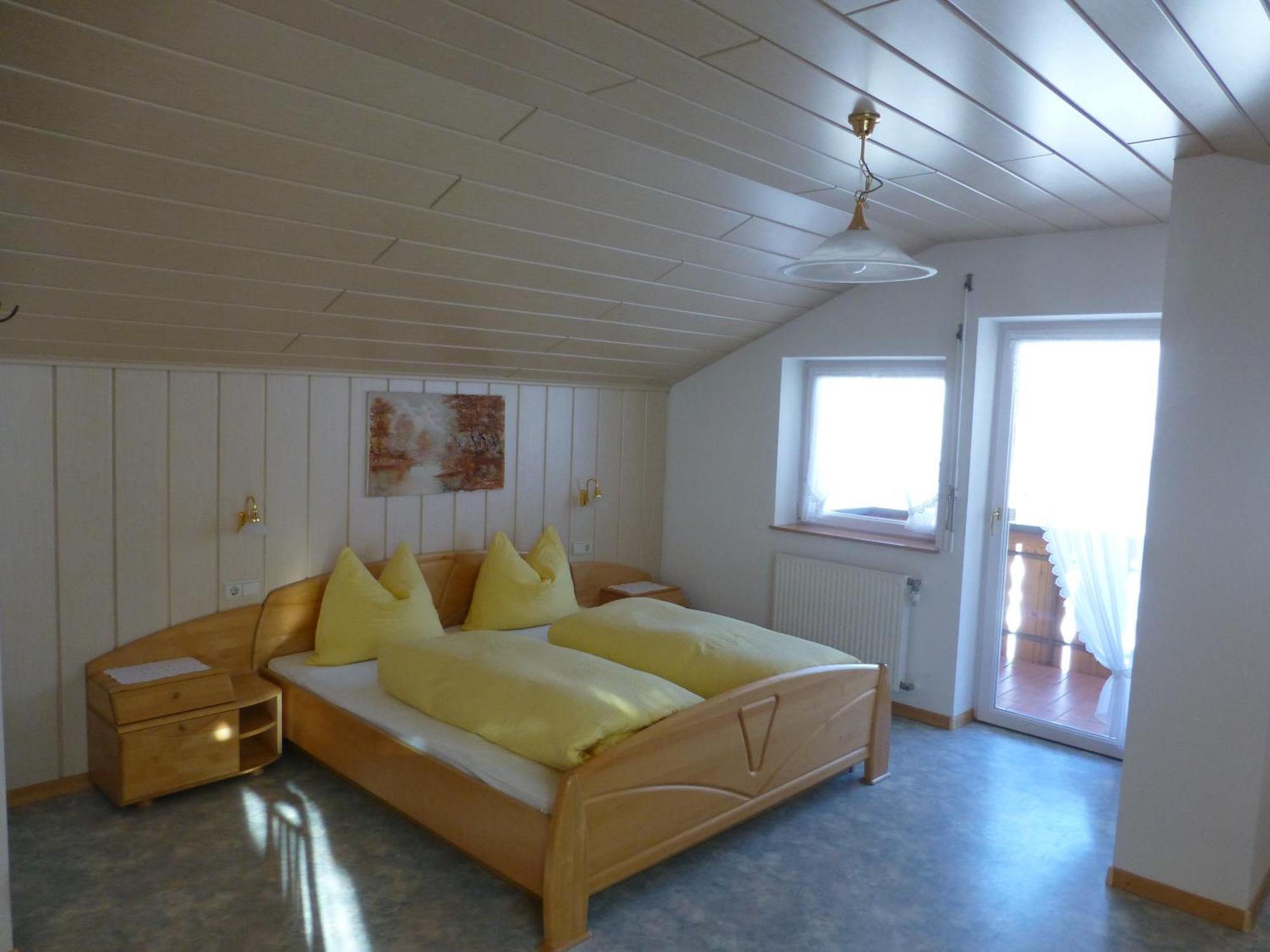 Bed and Breakfast Garni Helfer Dobbiaco Exterior foto